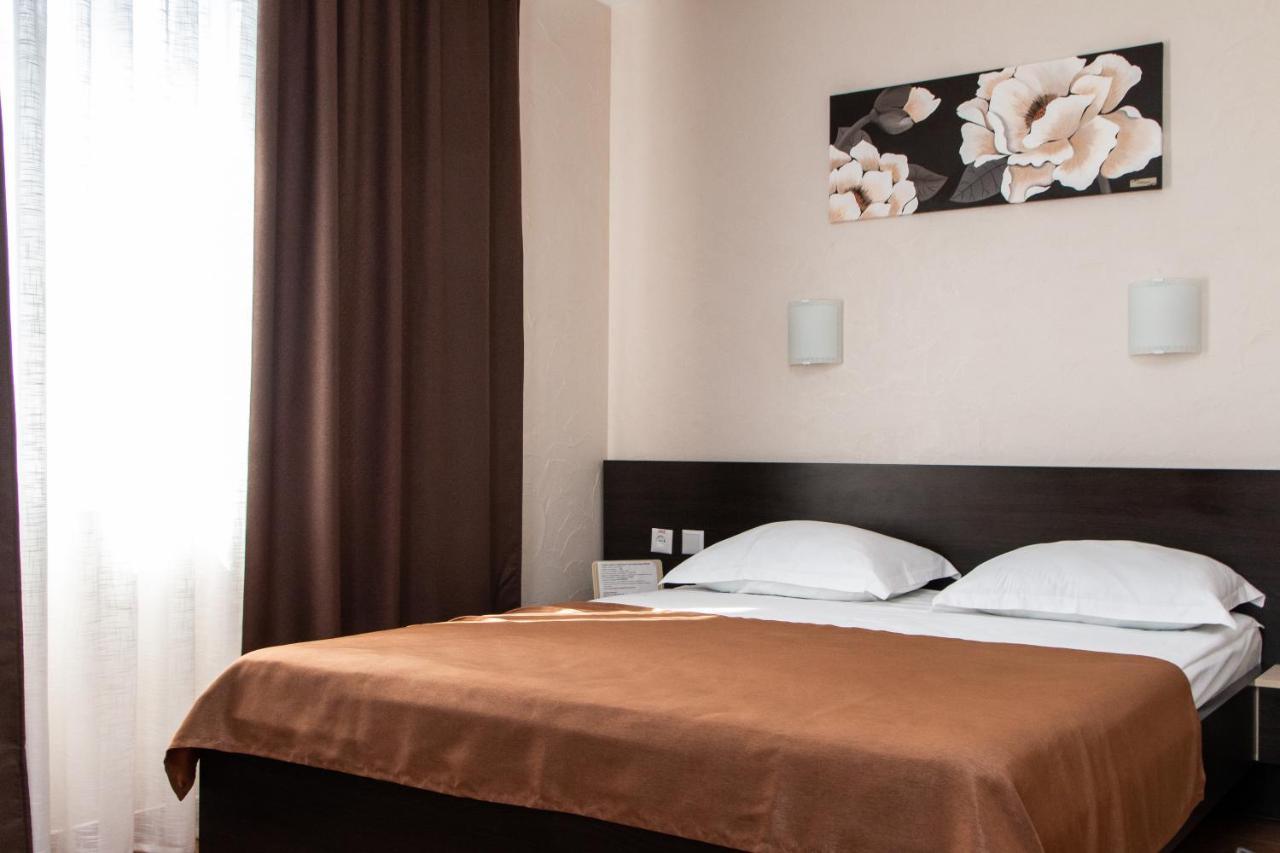 Hotel Maria Kropyvnyc'kyj Esterno foto