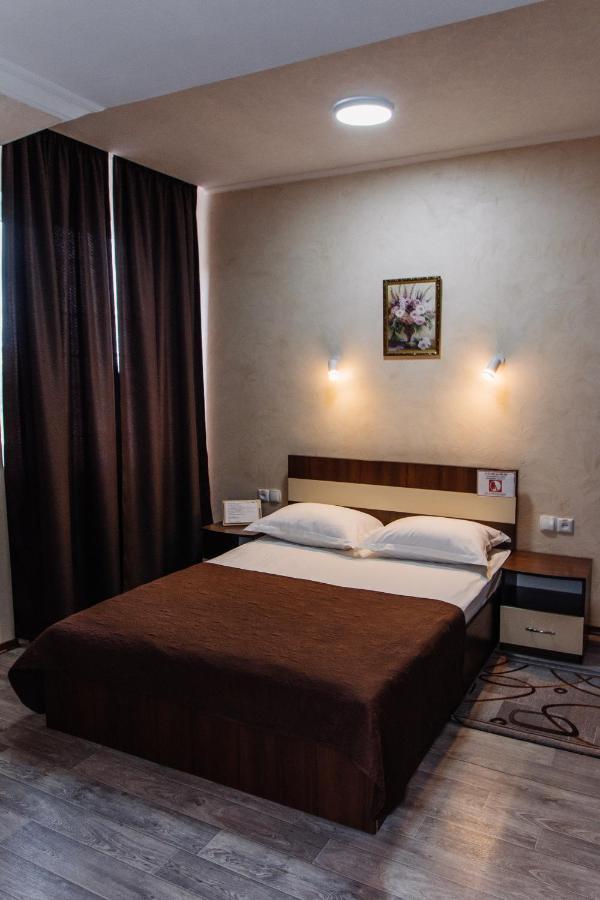 Hotel Maria Kropyvnyc'kyj Esterno foto