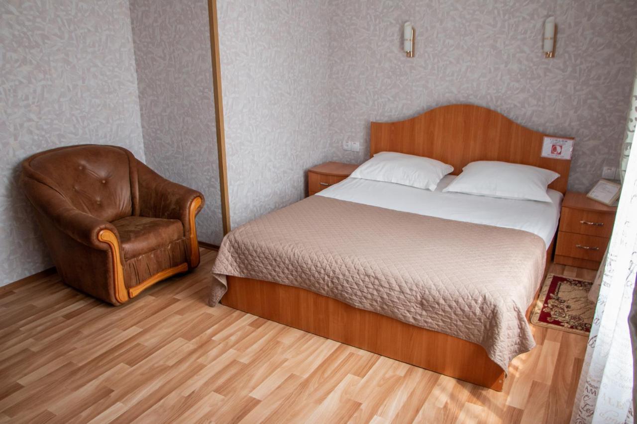 Hotel Maria Kropyvnyc'kyj Esterno foto