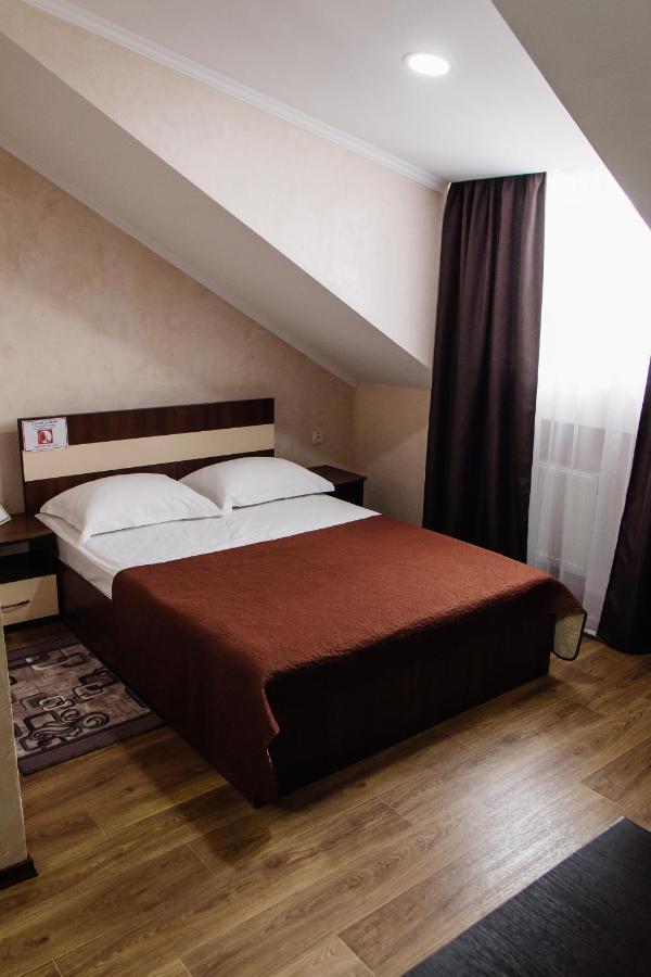 Hotel Maria Kropyvnyc'kyj Esterno foto
